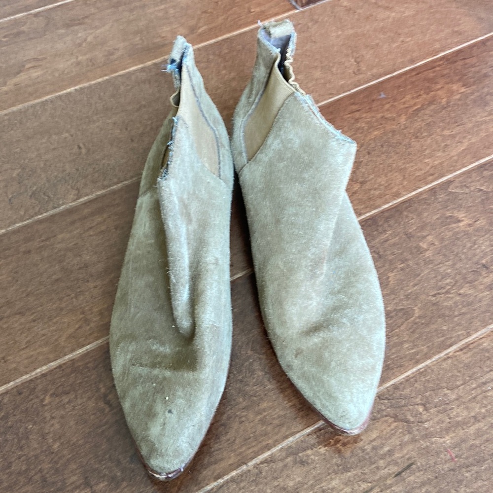 Gap size 8 boots